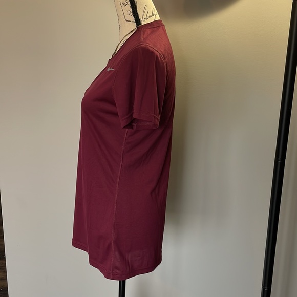 Nike top - Picture 4 of 12